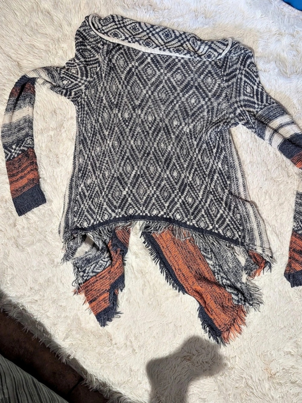Hollister Geometric Fringe Sweater Blue & Orange XS/S